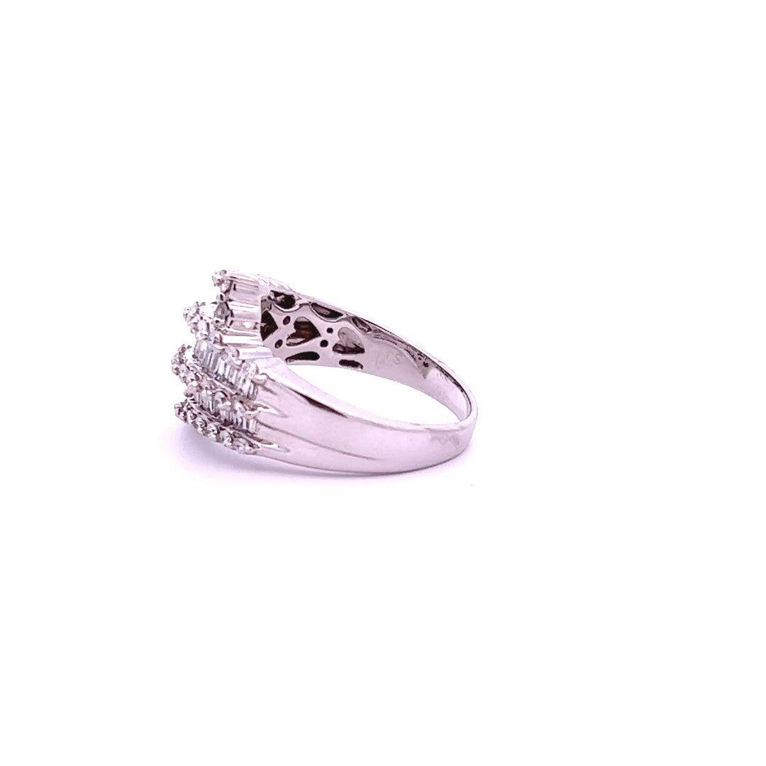 14Kt W-Gold Ring, Size 7