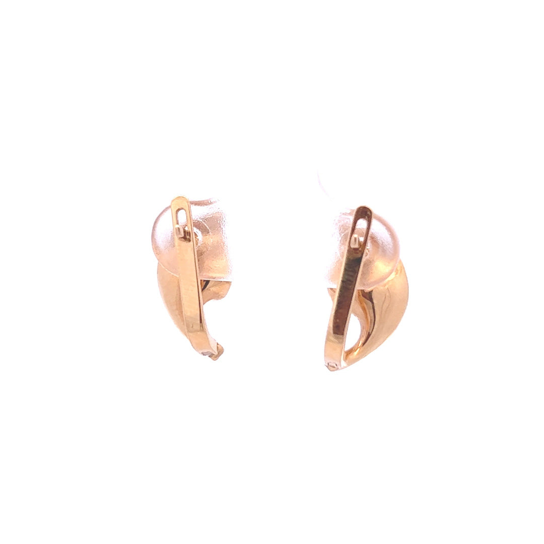 18Kt Y-Gold Diamond Leverback Earrings Set w/ Brilliant Cut Diamonds