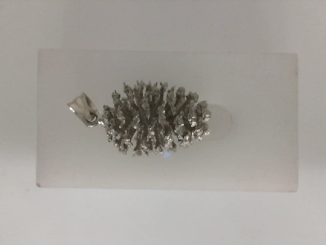 14Kt W-Gold Pinecone Necklace